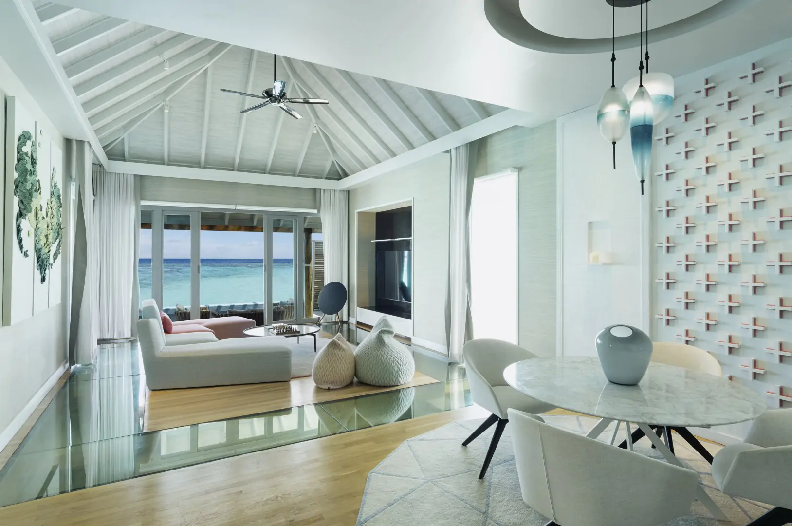 Niva Velassaru Maldives